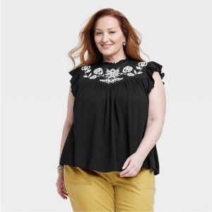 Knox Rose Black Floral Embroidered Top